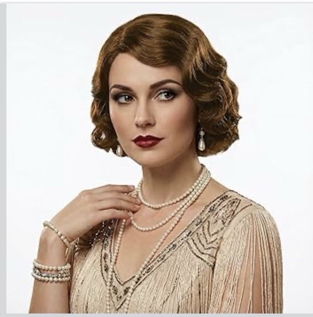Short Brown 1920s Wig for Women Gatsby roaring 20s Finger Wave